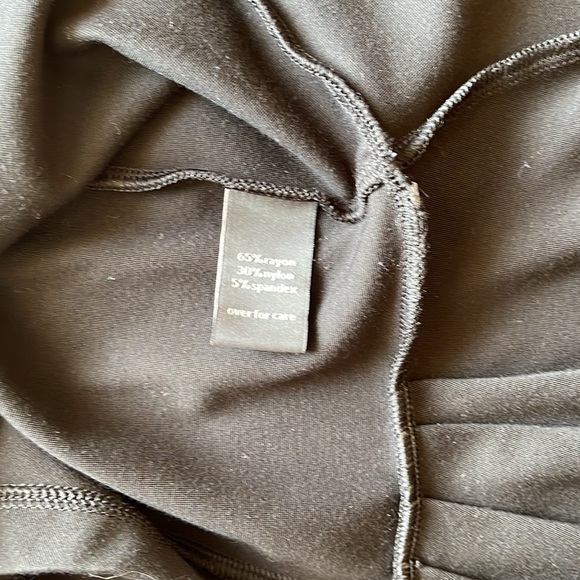 The Limited brand black peplum top size large - Picture 3 of 4